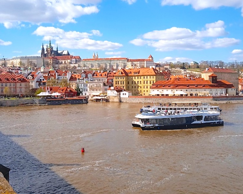 Обзорная  пешеходная экскурсия по Праге 