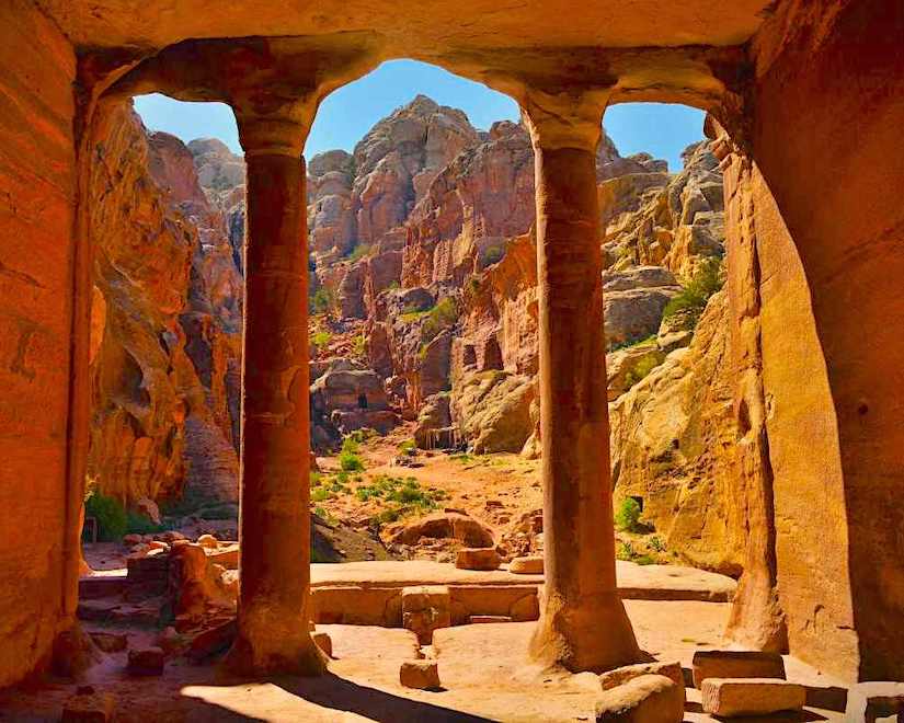 Экскурсия из Акабы в Петру: ваше путешествие в древность